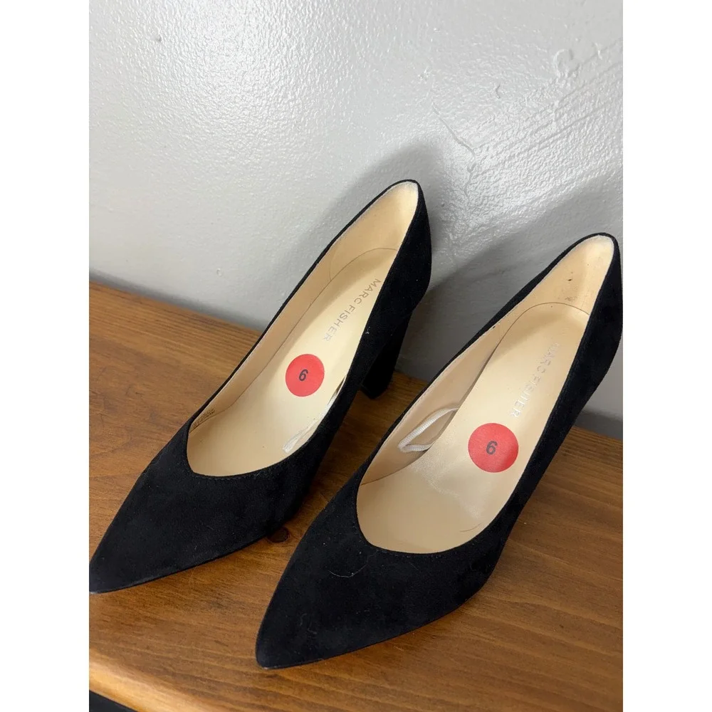 Marc Fisher Vividly Black Suede Pointed Toe Block Heel Pumps MFVIVIDLY-C Size 6M